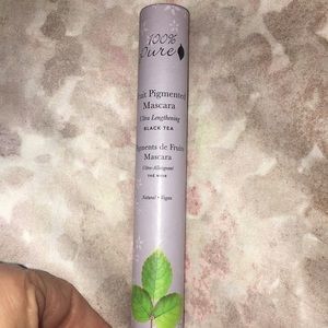 100% pure black mascara